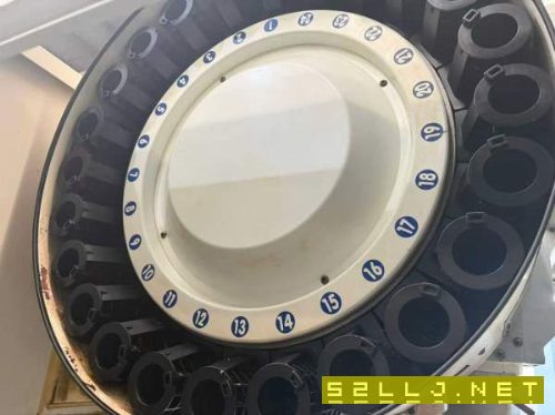 绮发VA-500L3加工中心2022年发那科MFPlus系统BT40主轴.