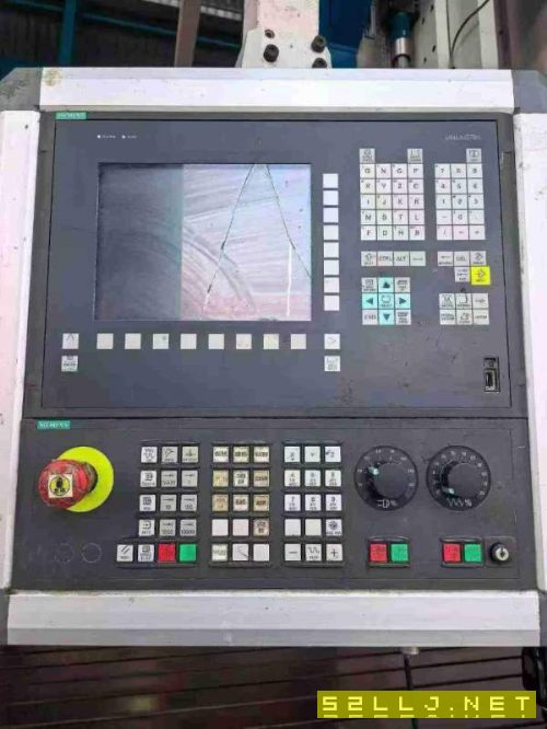 济南二机床XK2425A60数控镗铣床,工作台25006000,门.