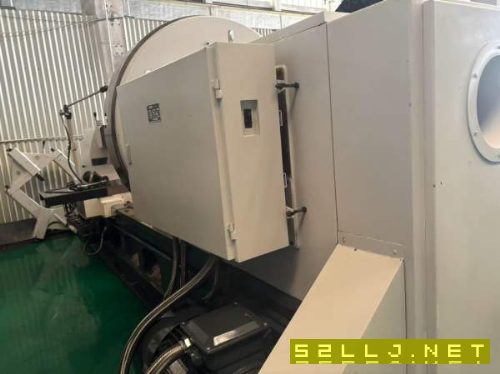 丹东华骏CFW61125B普通车床加工规格：回转直径1250mm.
