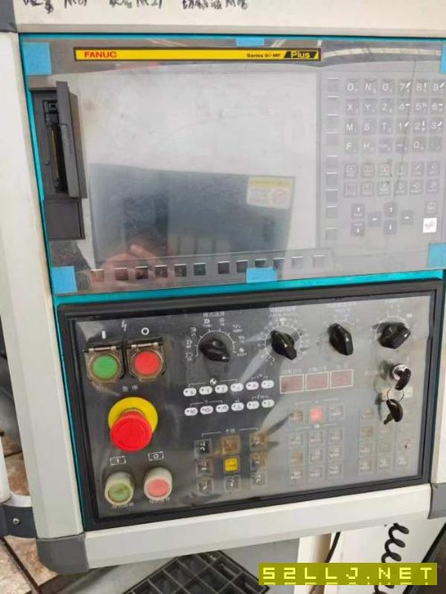 哈驰型材机两台4500一台，2518一台