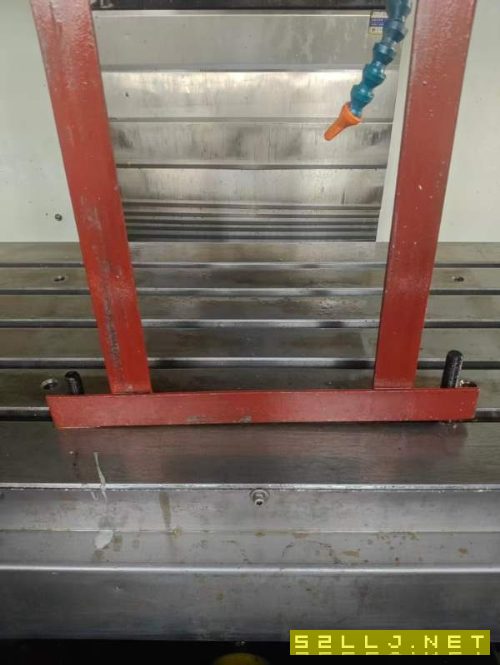 准新机：金台855加工中心，主轴12000转，发那科系统，.