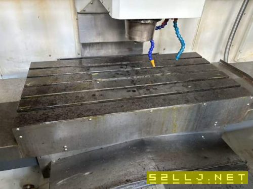 恒威HV1160立式加工中心系统：三发那科mf-plus生产日.