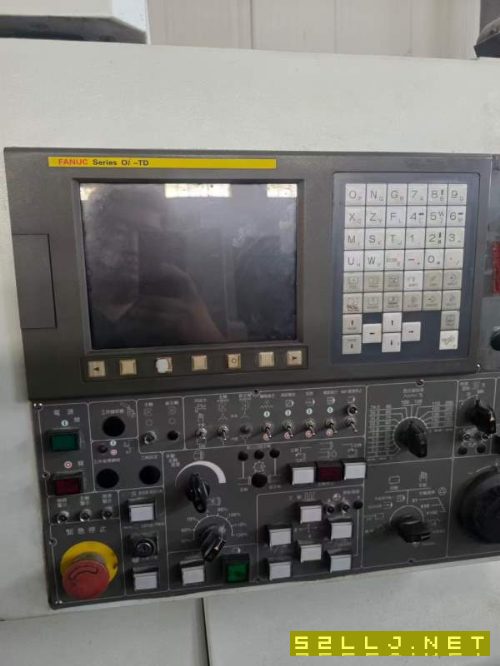 台湾原装程泰GLS200，GLS260，一台8寸，一台10寸卡盘.