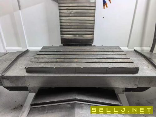 江苏渡扬855加工中心三轴45滚柱线轨三菱M80系统BT40主.