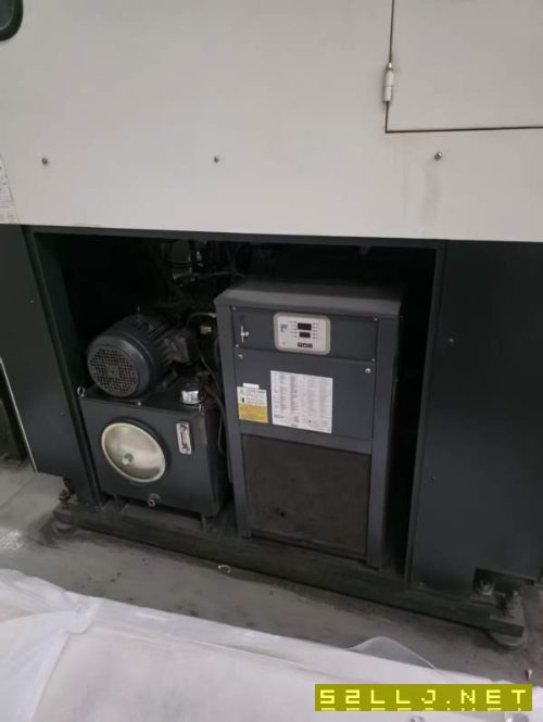 台湾高明精机KMC-3000SV龙门加工中心，三轴全硬轨，BT.