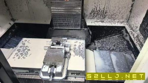 买下一台一线品牌台群V6加工中心，三线轨带24把刀库BT.