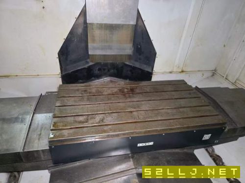 斗山DNM655/50加工中心，三轴线轨，配BT50主轴8000转.