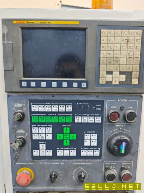 斗山310数控车，发那科系统，8寸卡盘，12工位刀塔，两.