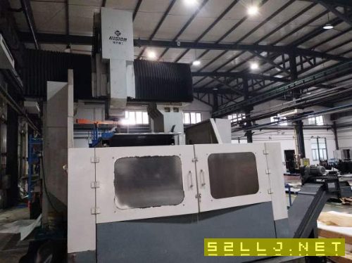 加高重型安装少用海天3225G数控龙门发那科31i系统两线.
