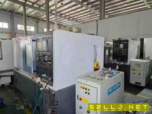 台湾原装进口东台TCS2000数控车床，8寸液压卡盘，另外.