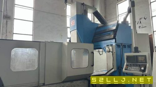 乔威进3223龙门发那科系统X轴行程3200mmY轴行程2300mm.