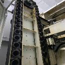 同款两台。海天HPC650双工作台卧加，工作台630/630。B.