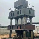 南通锻压2000吨，台面2米3米，开口3米，油缸行程1.8米.