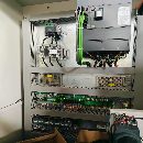 全新1580重型加工中心。三菱M80系统。BT50主轴皮带6000转，24把.