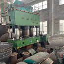 南通皋液2000吨,台面1.6米2.5米,移动台,中间顶出,.