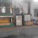 南通1000吨四柱液压机，台面1.6X1.6米，油缸行程1米，.