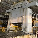 济南二机,四点压力机:LD41300/700,台面4.6/2.5米。.