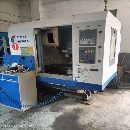 纽威VM702s加工中心，纽威650加工中心，三线轨，刀库2.