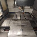 出售纽威2014年产VM702S立式加工中心，三线轨，主轴10.