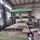 刚刚买下2米5米龙门铣床。龙门过宽两米，工作台。铣头.